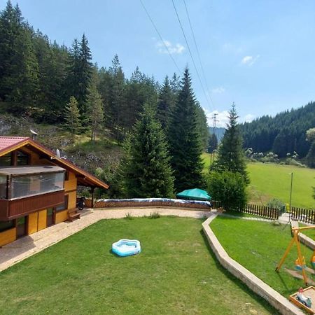 Guest House Chobaka ترايغراد المظهر الخارجي الصورة