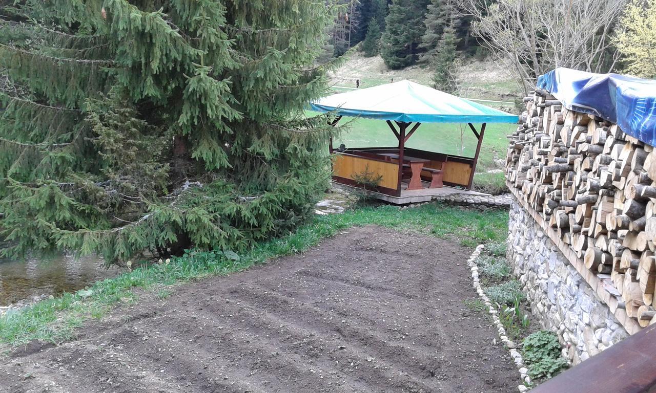 Guest House Chobaka ترايغراد المظهر الخارجي الصورة